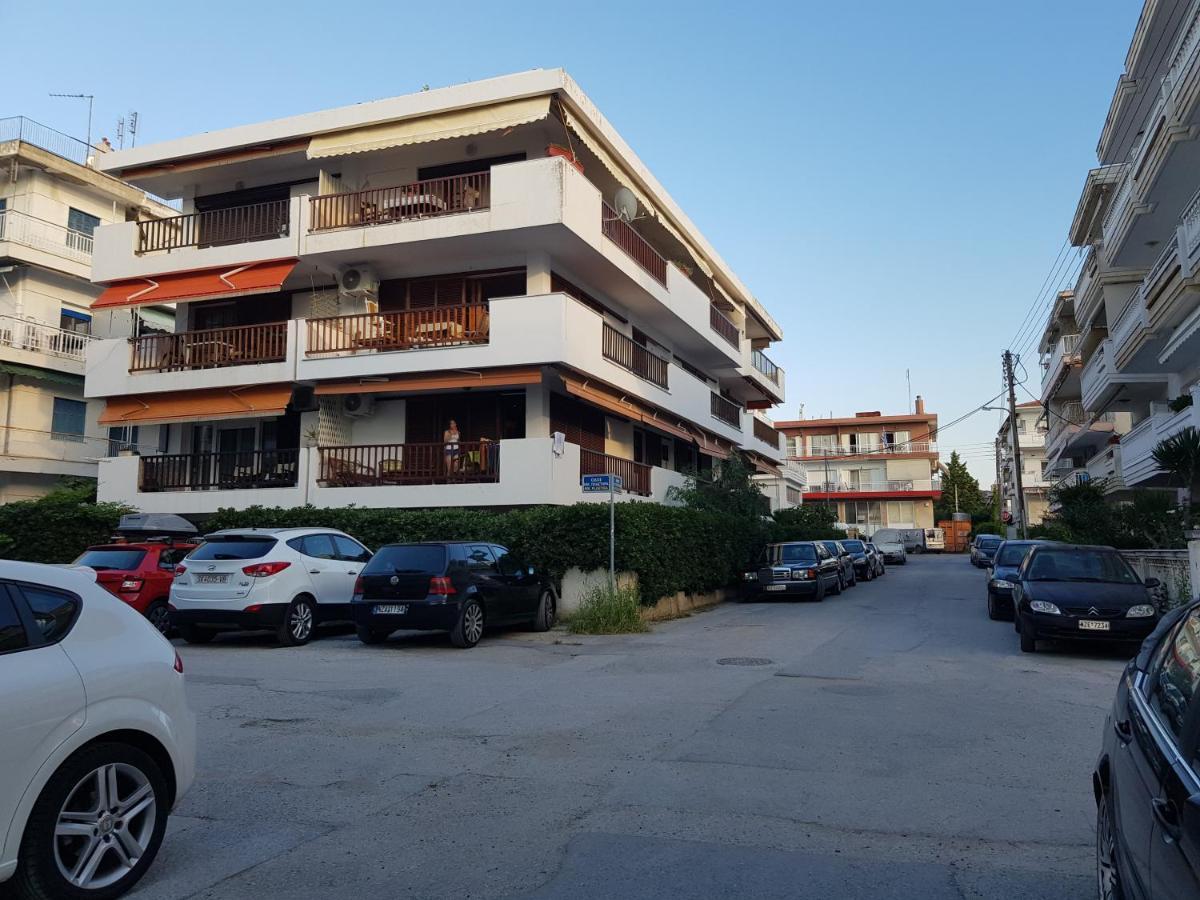 Perea Beach And Sea View Apartment Peraía Exterior foto